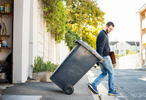 Best Commercial Cleanout Services  in Hollister, CA